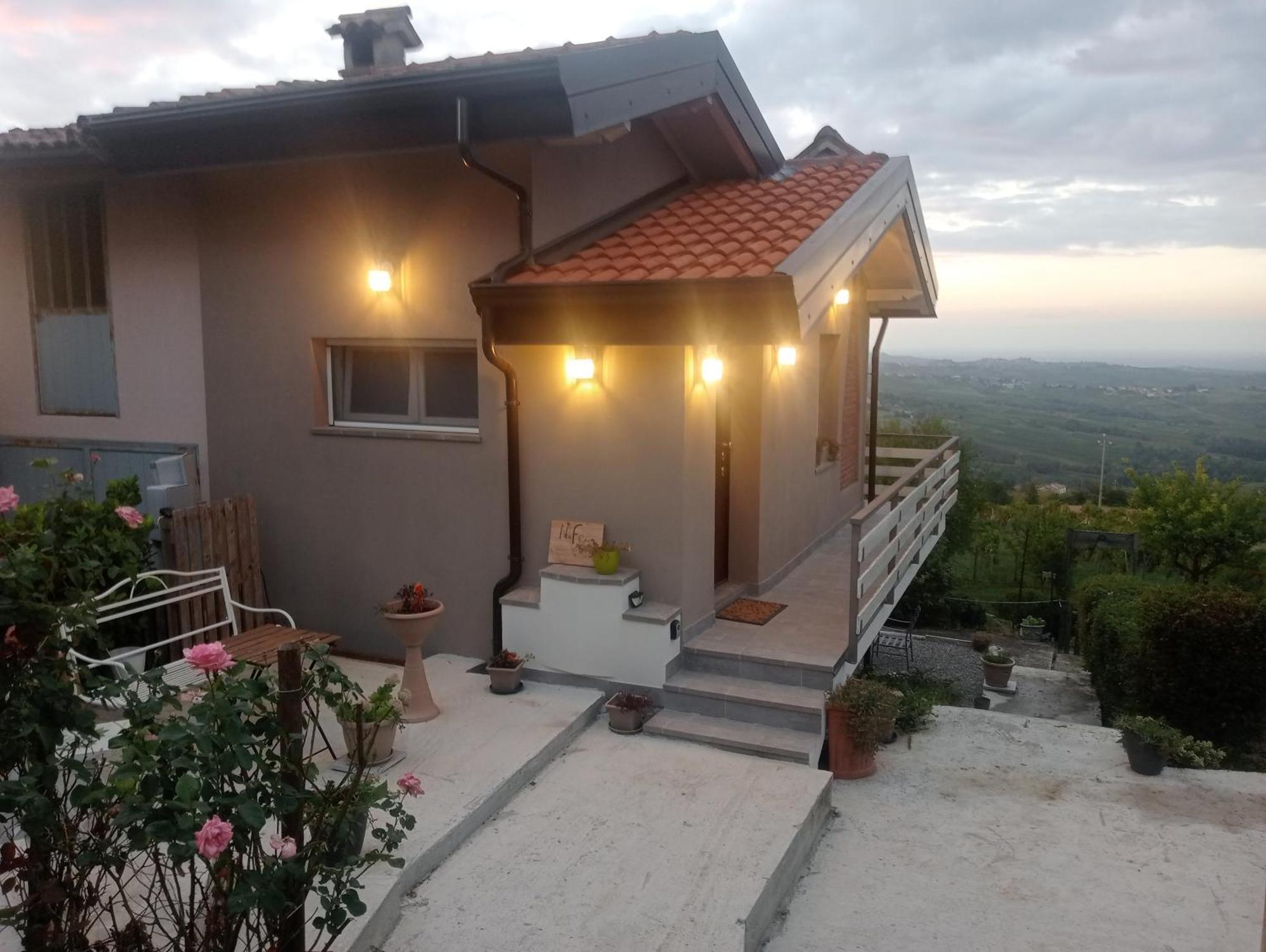 Nife Tiny House - Secret Garden Villa Montalbo Exterior photo